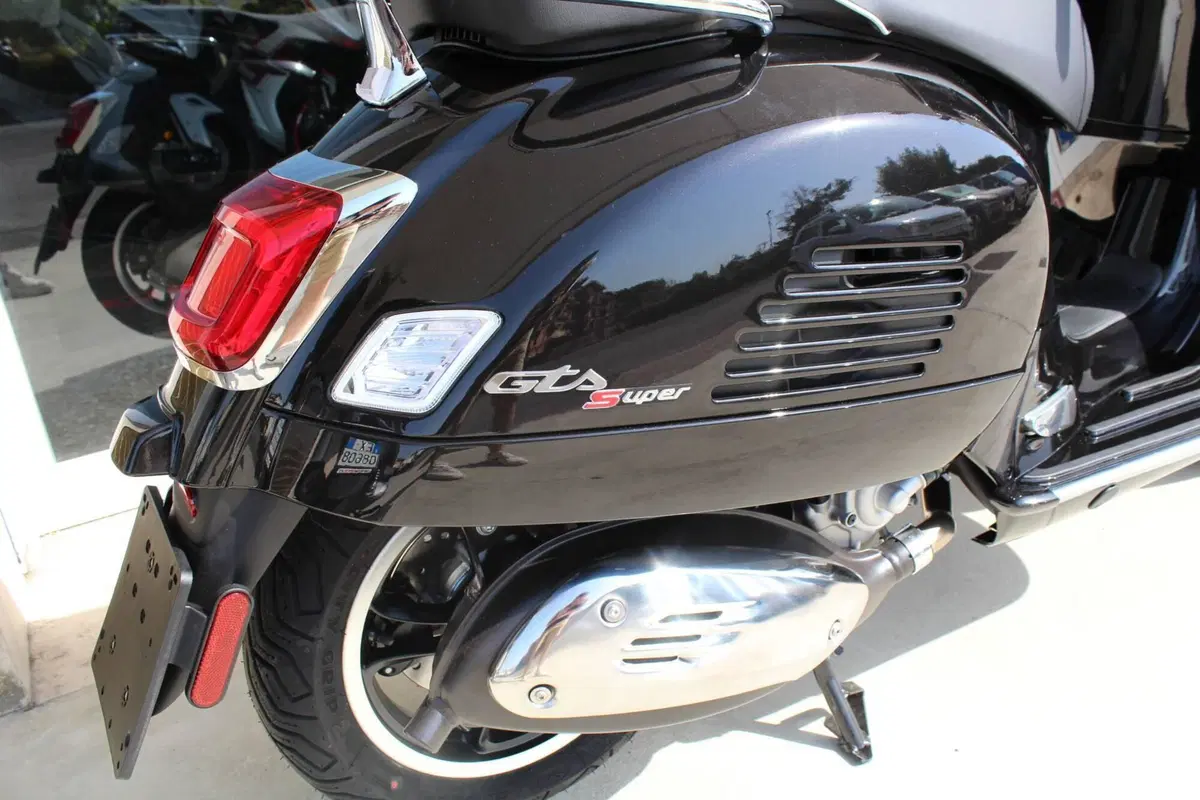 Vespa GTS 310 Super (2025 - 26) (7)