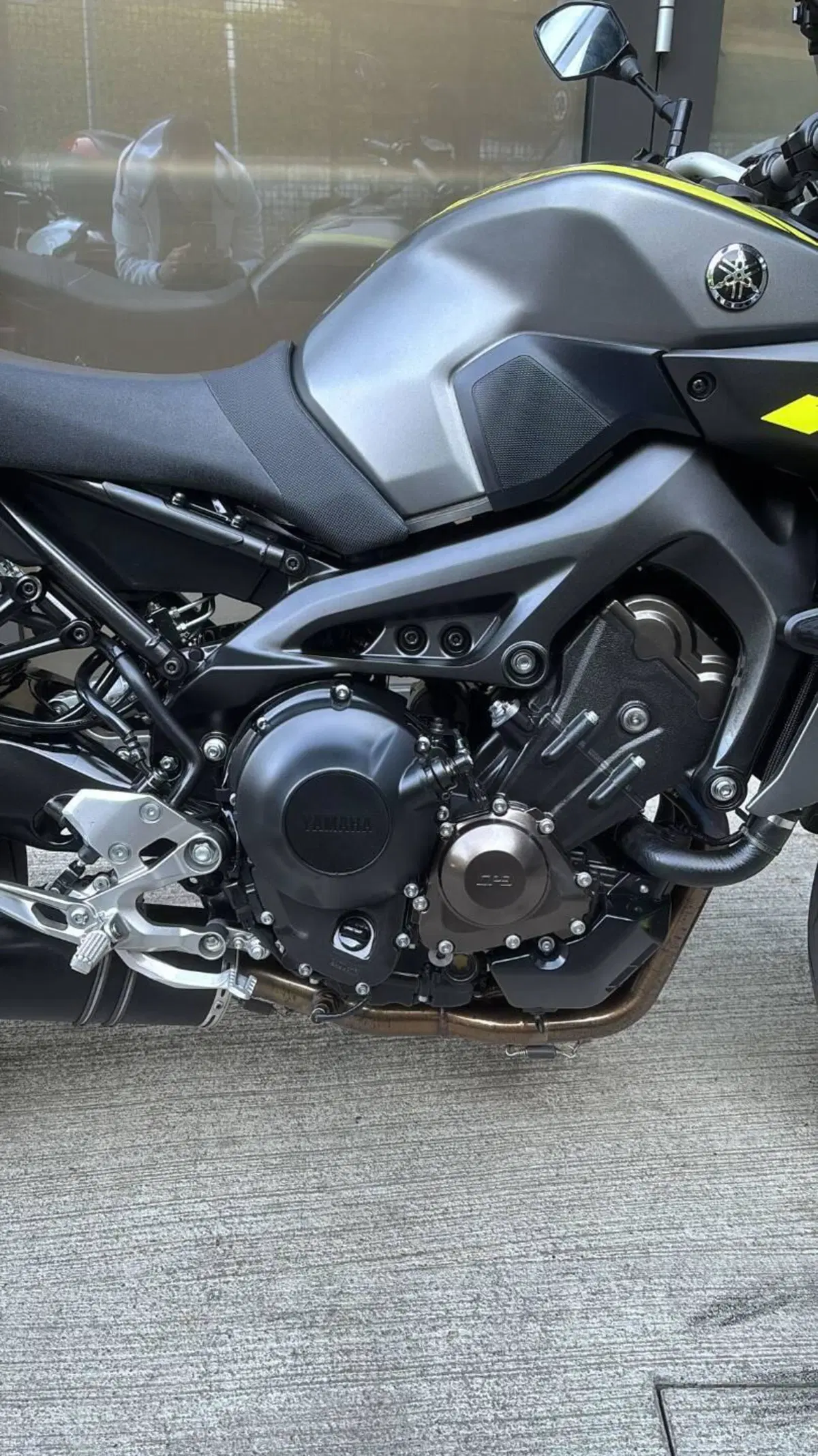 Yamaha MT-09 (2017 - 20) (4)