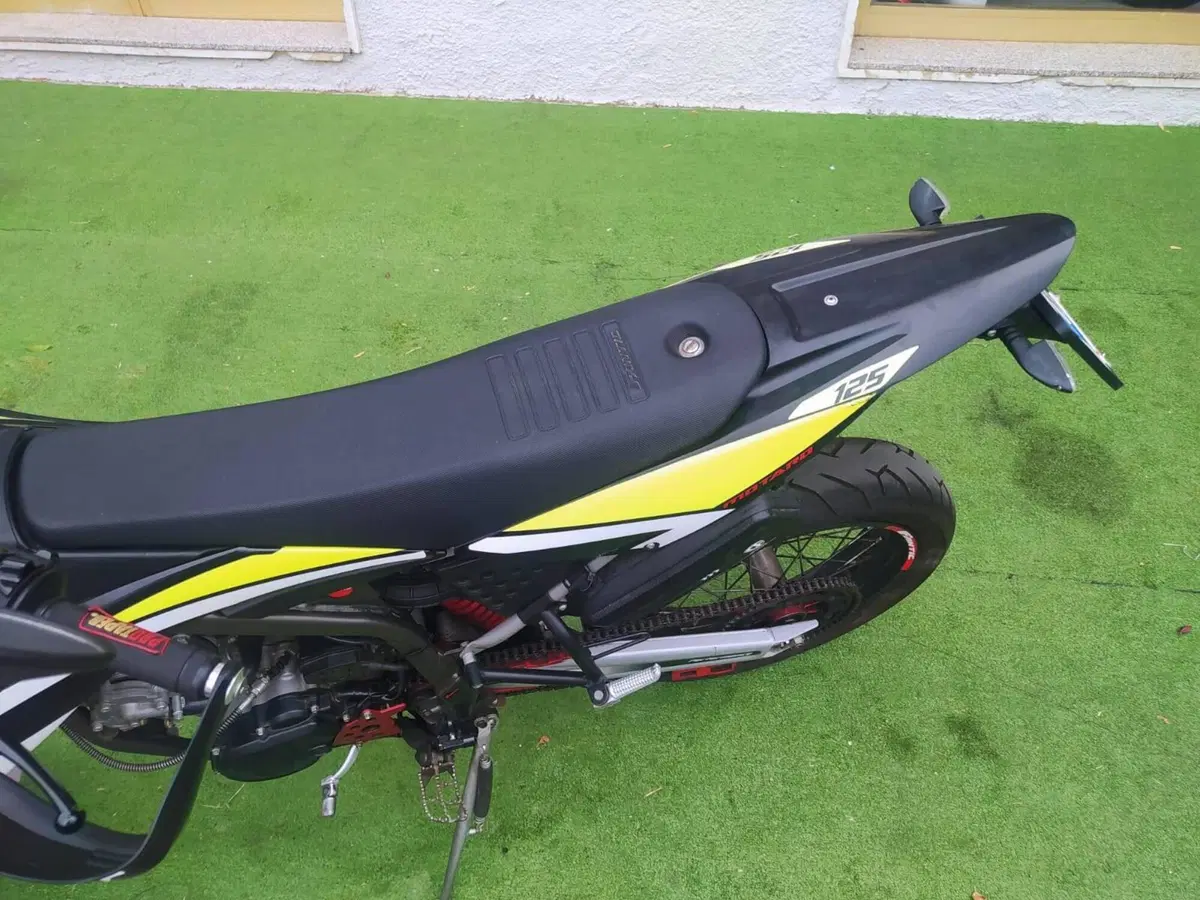 Fantic Motor XMF 125 Motard Performance 4t (2021 - 22) (7)