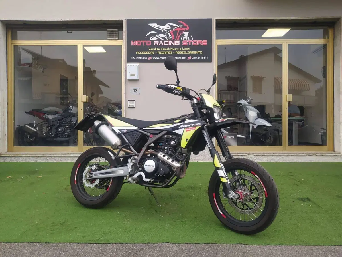 Fantic Motor XMF 125 Motard Performance 4t (2021 - 22)