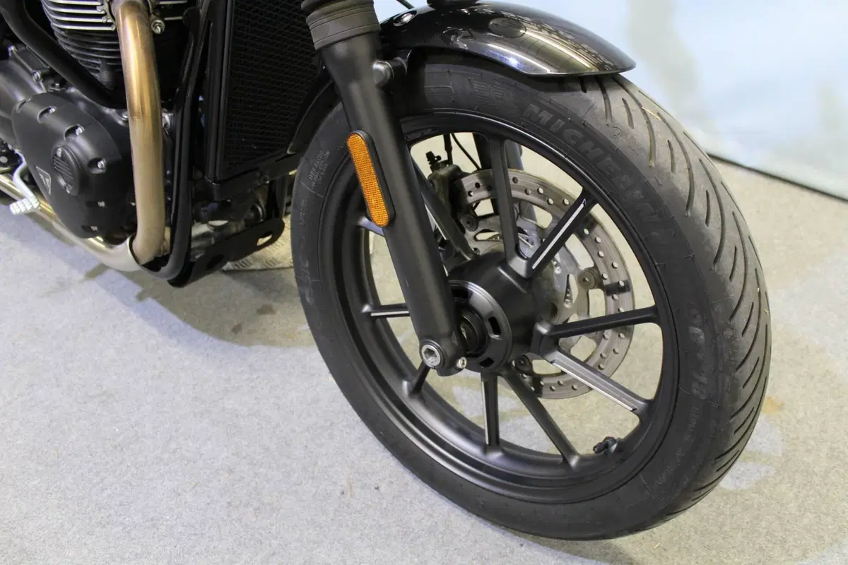 Triumph Speed Twin 900 (2023 - 24) (7)