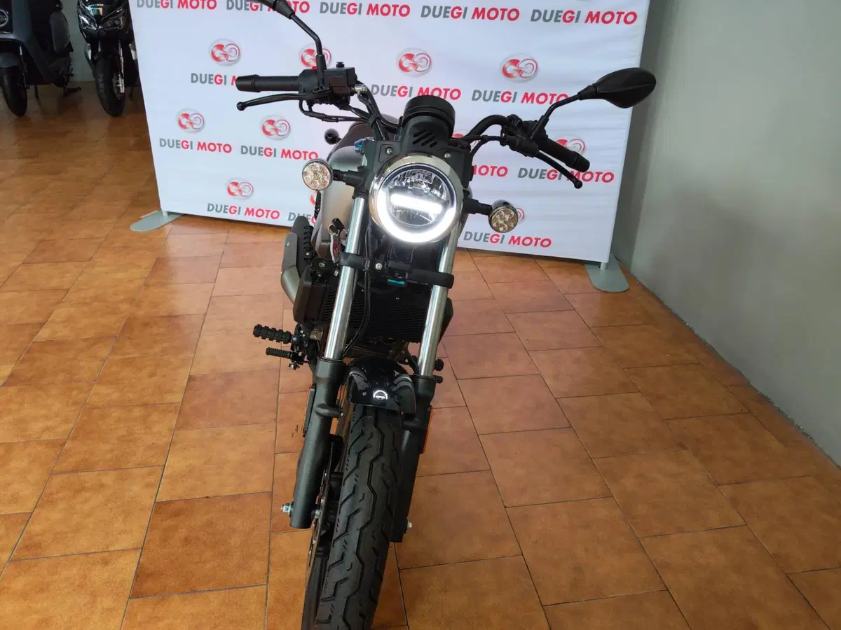 QJ Motor SRV 125 (2025 - 26) (12)