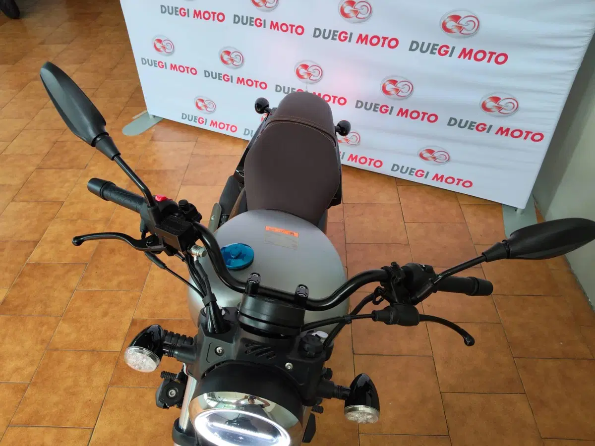 QJ Motor SRV 125 (2025 - 26) (13)