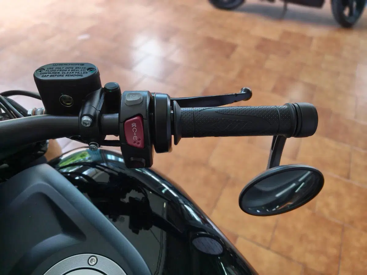 QJ Motor SRV 400 VS (2026) (6)