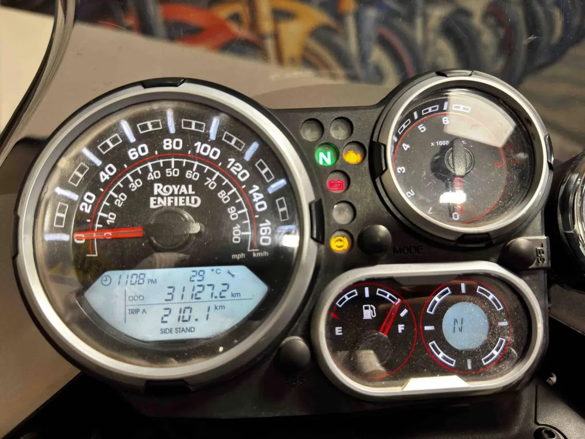 Royal Enfield Himalayan 411 (2021 - 24) (5)