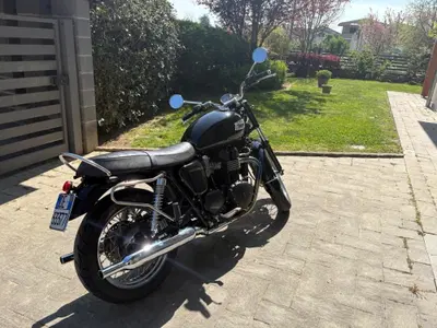 Triumph Bonneville T100 (2008 - 16) usata