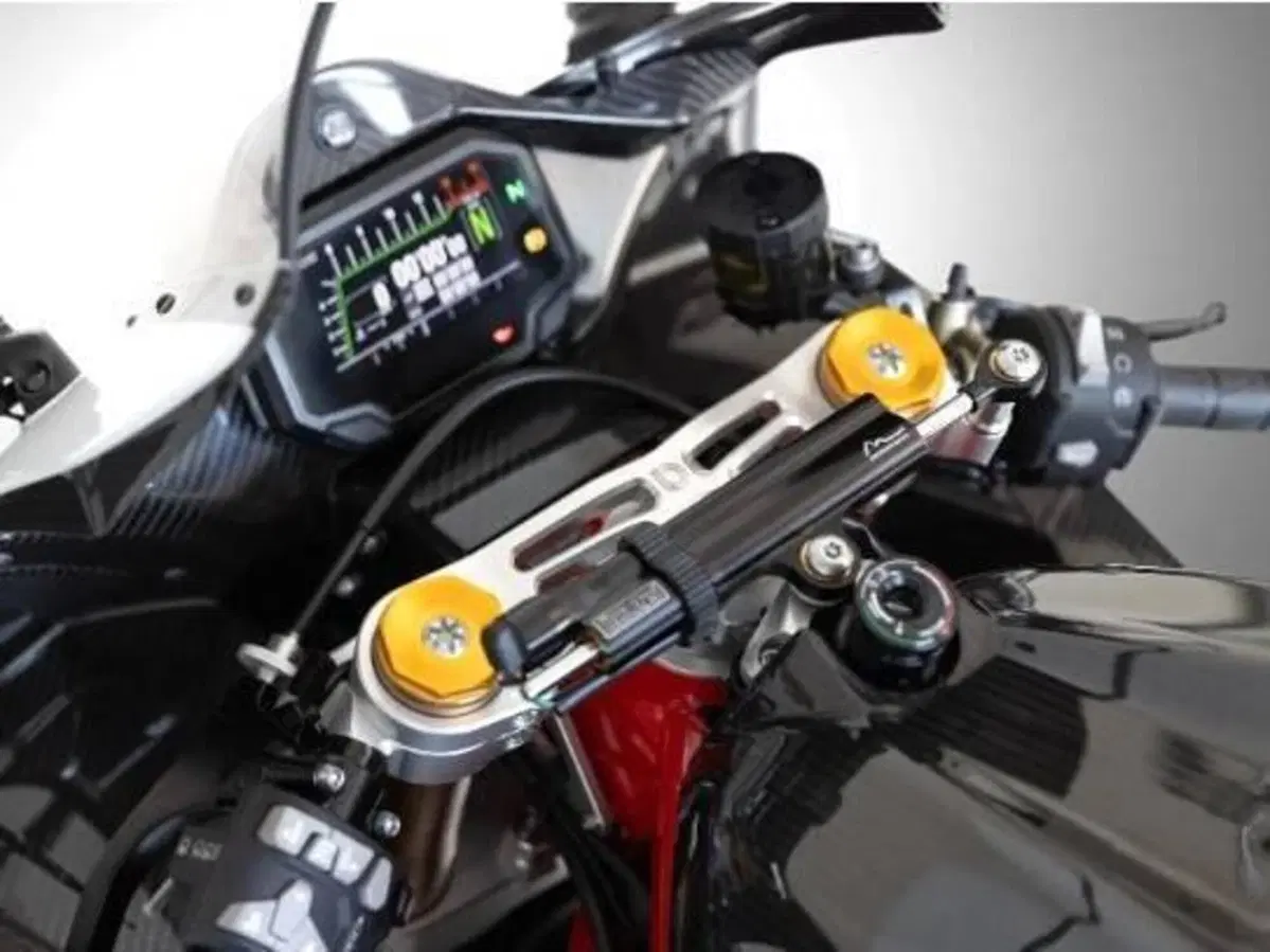 Bimota KB998 Rimini (2025 - 26) (5)
