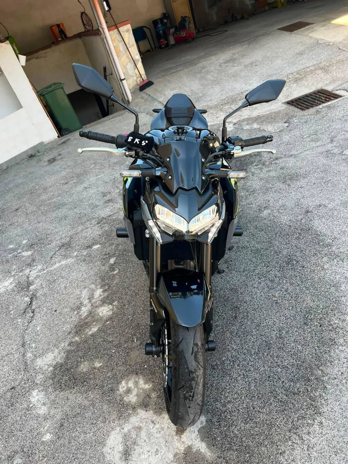 Kawasaki Z 900 (2021 - 24) (2)