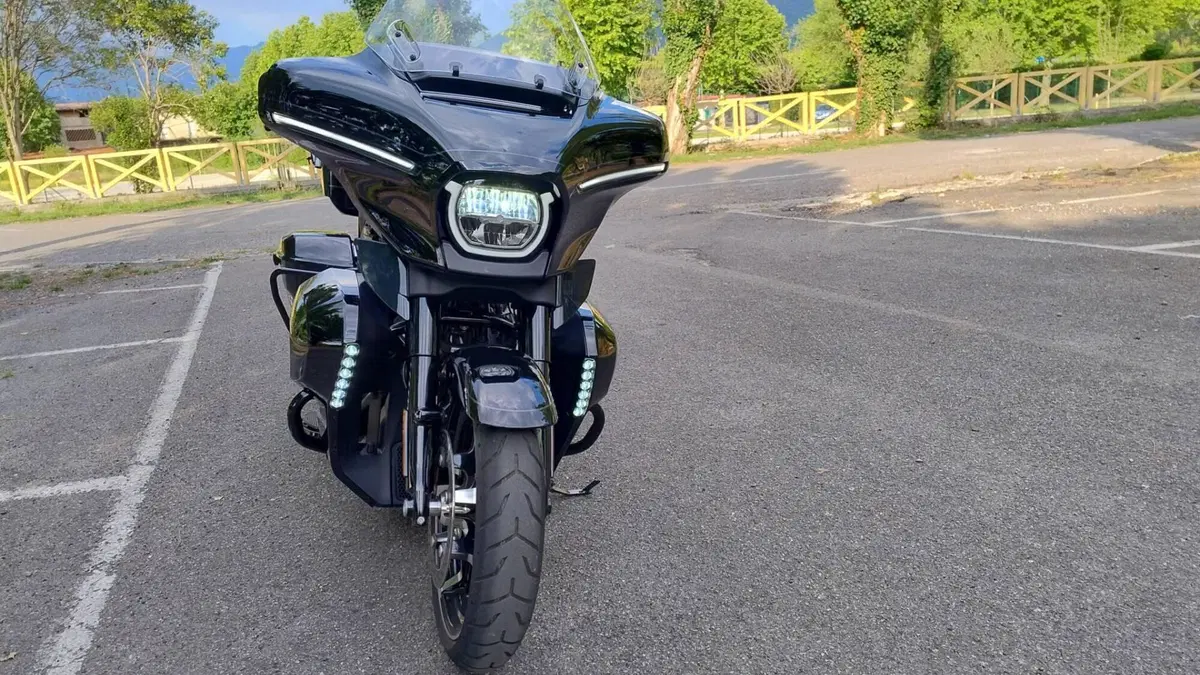 Harley-Davidson Street Glide Ultra (2025) (2)