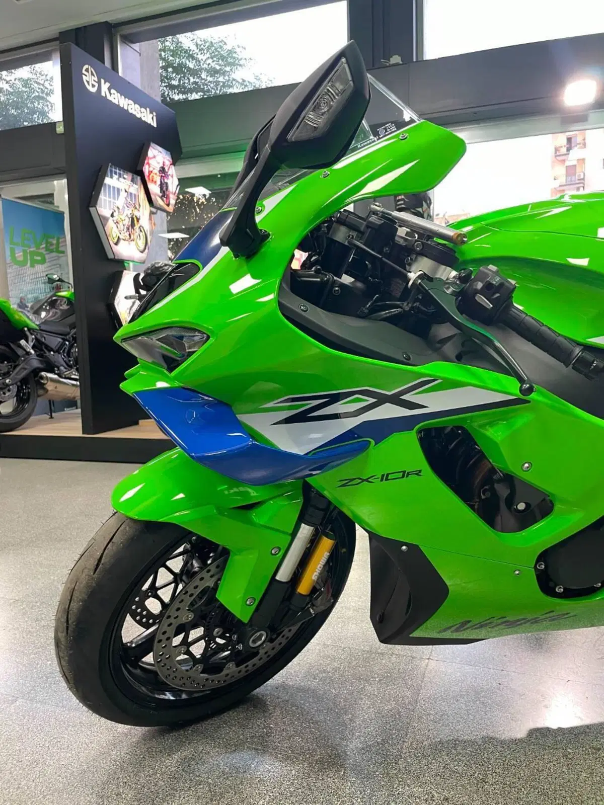 Kawasaki Ninja 1000 ZX-10R (2026) (2)