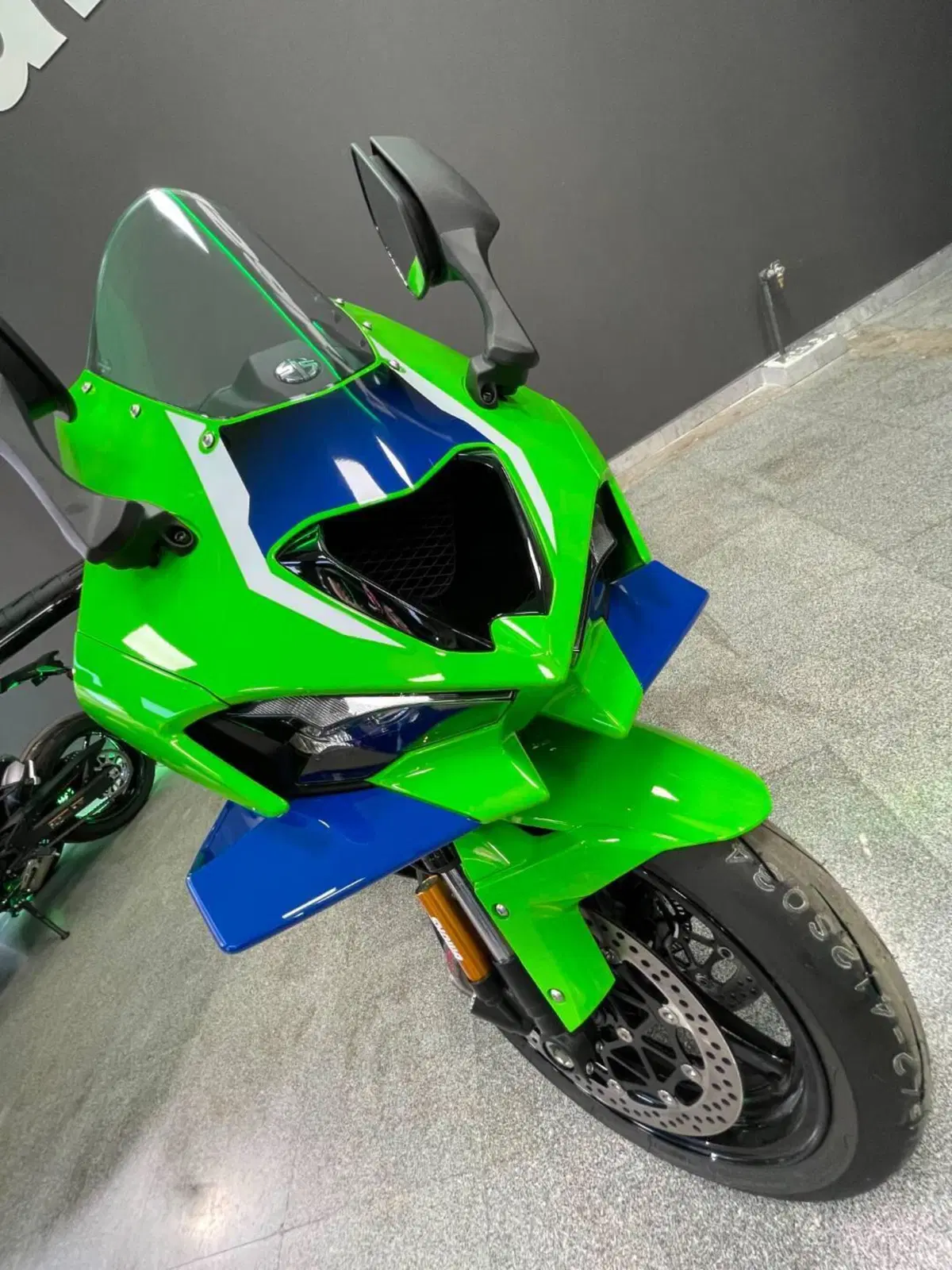 Kawasaki Ninja 1000 ZX-10R (2026) (4)