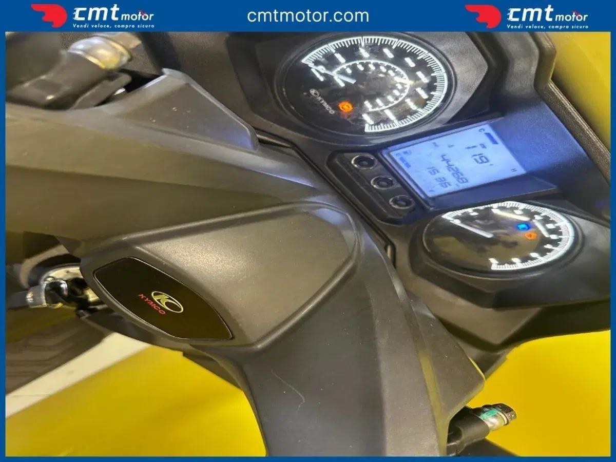 Kymco X-Town 300i ABS (2016 - 20) (5)