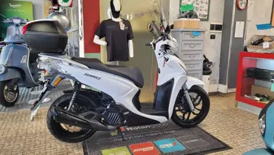 Kymco People 125i S ABS (2024 - 26) usata