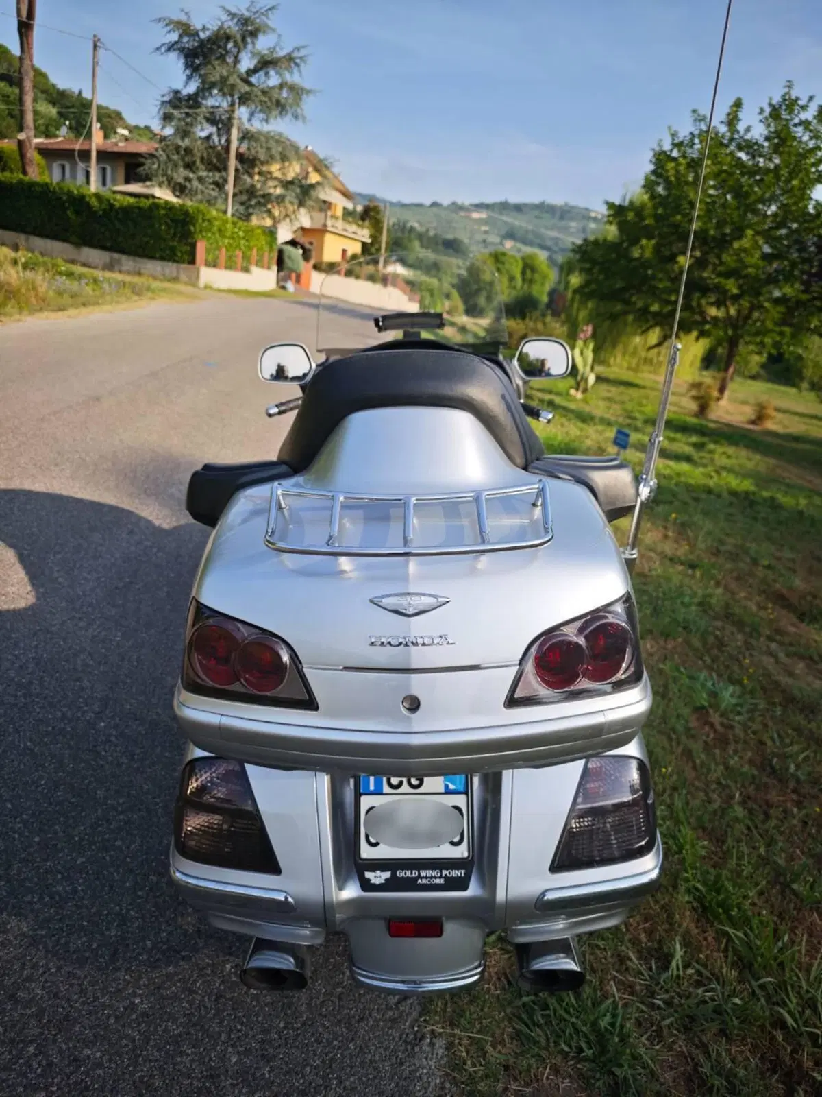 Honda GL 1800 Gold Wing (2000 - 05) (3)
