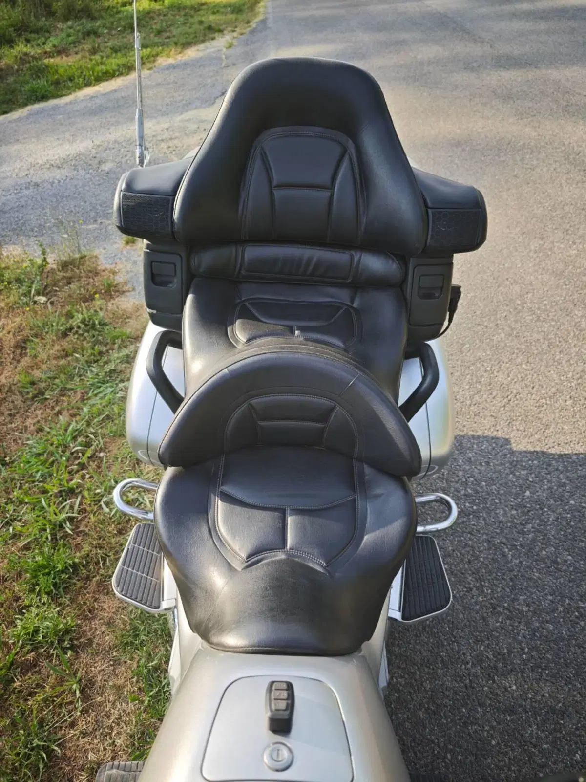 Honda GL 1800 Gold Wing (2000 - 05) (5)
