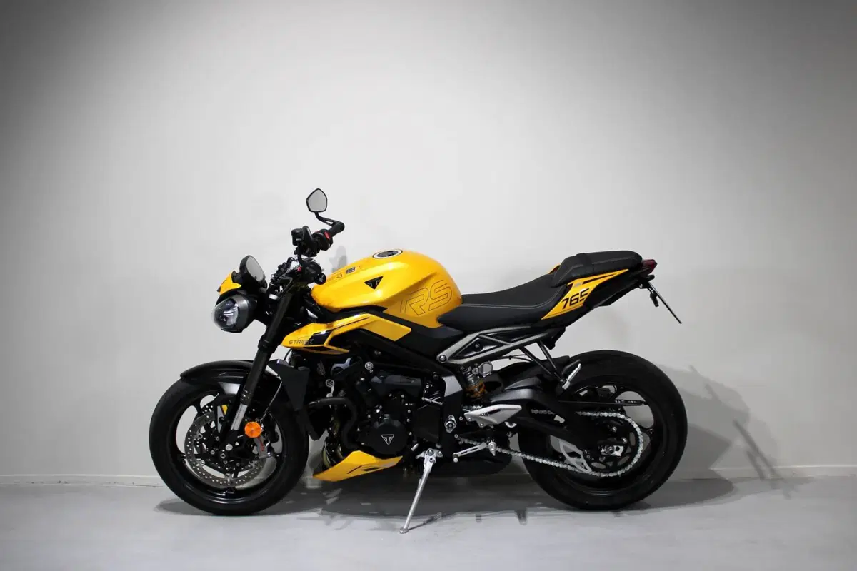 Triumph Street Triple 765 RS (2023 - 26) (4)