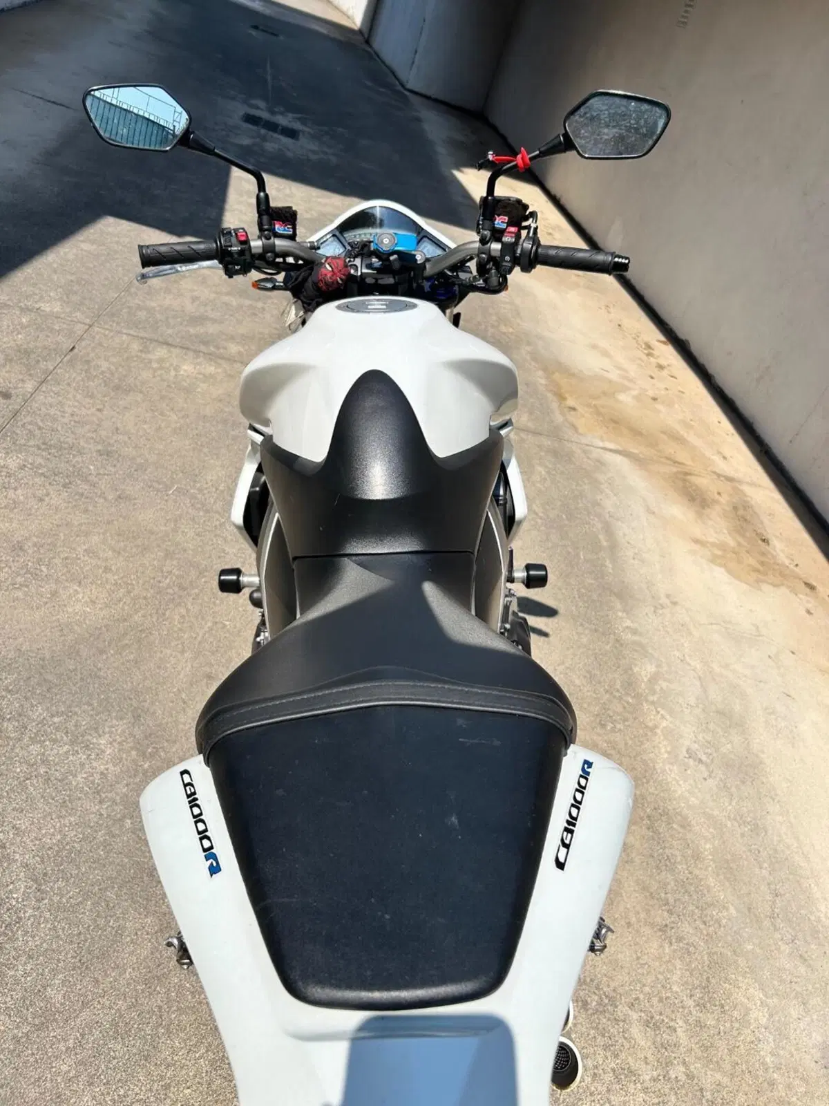 Honda CB 1000 R (2008 - 10) (11)