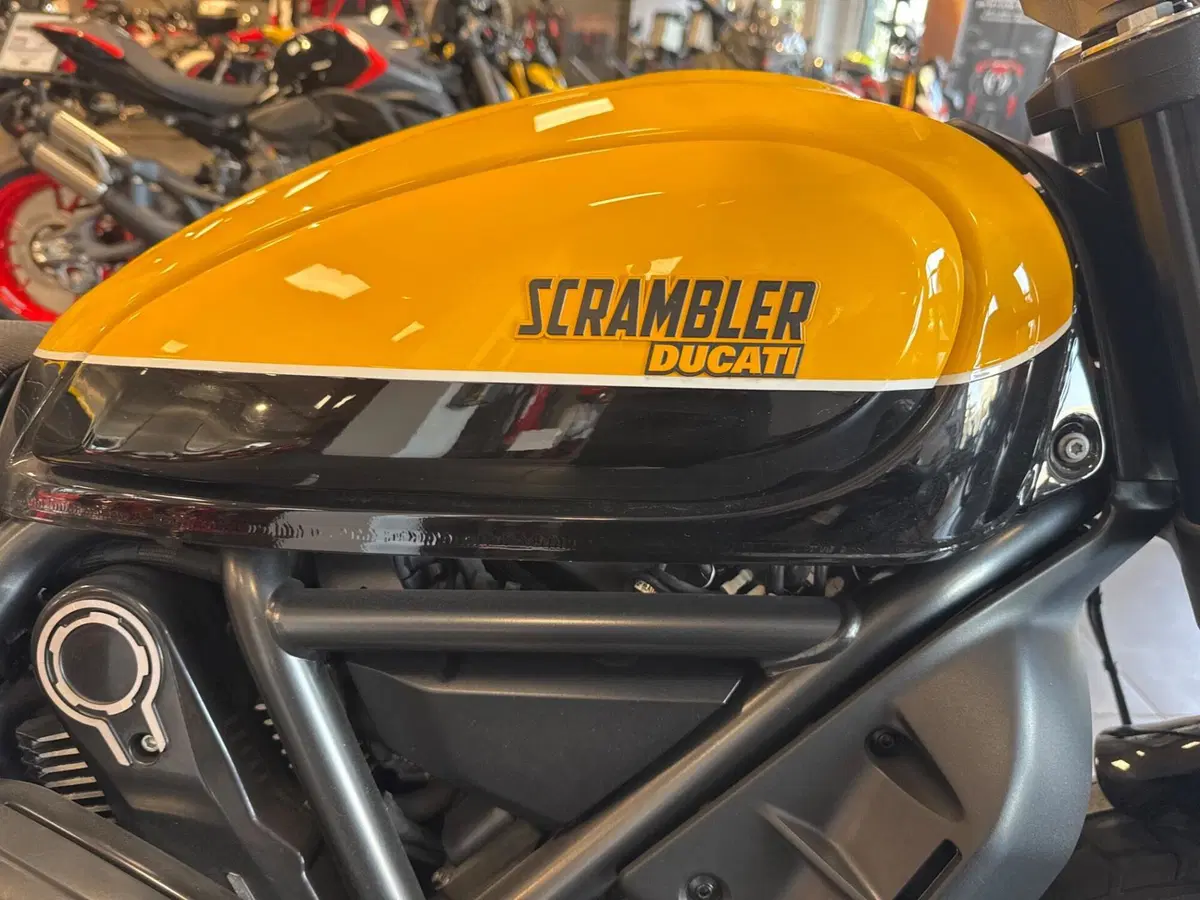Ducati Scrambler 800 Full Throttle (2017 - 21) (9)