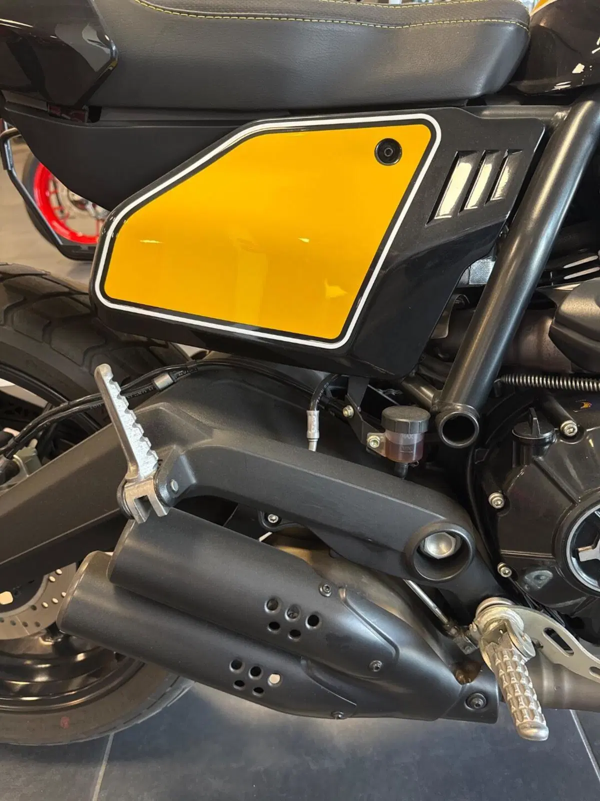 Ducati Scrambler 800 Full Throttle (2017 - 21) (10)