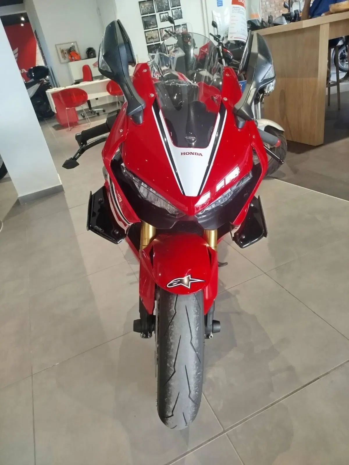 Honda CBR 1000 RR Fireblade (2017 - 19) (3)