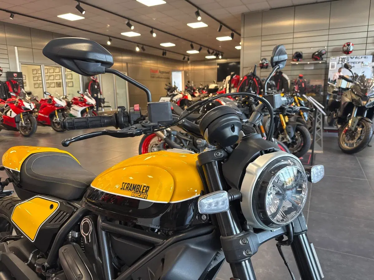Ducati Scrambler 800 Full Throttle (2017 - 21) (12)