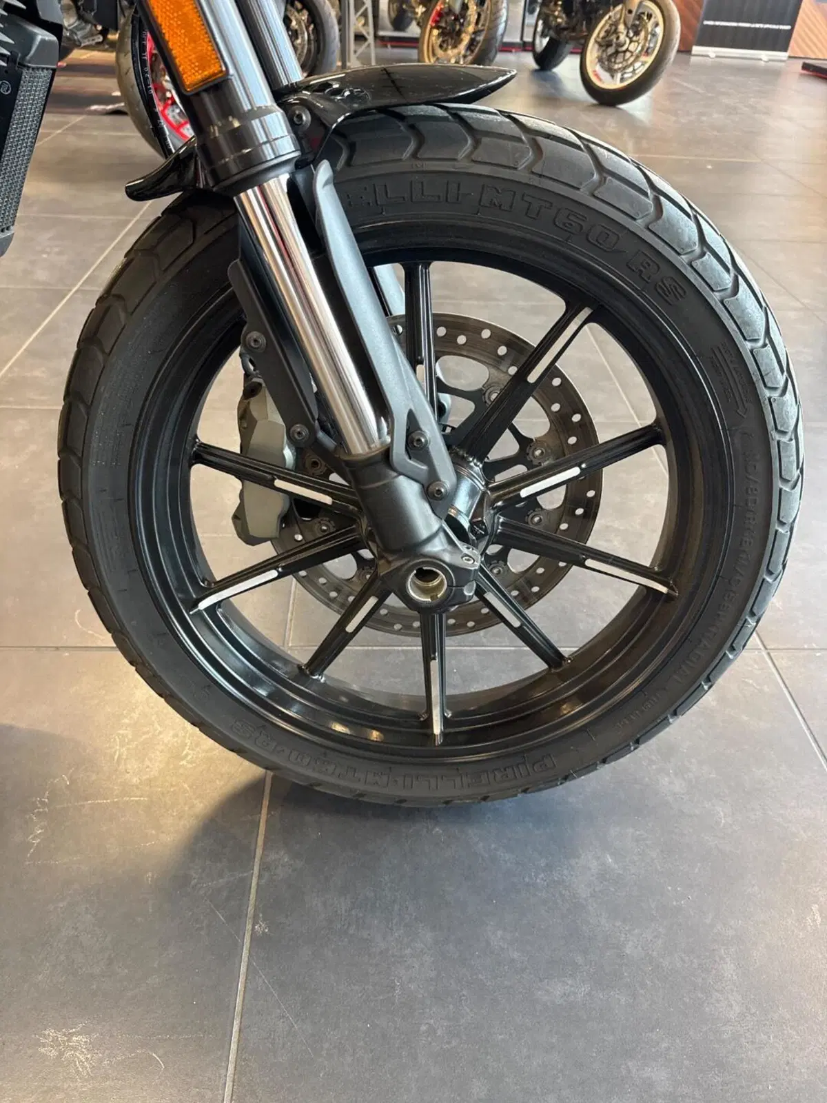 Ducati Scrambler 800 Full Throttle (2017 - 21) (13)