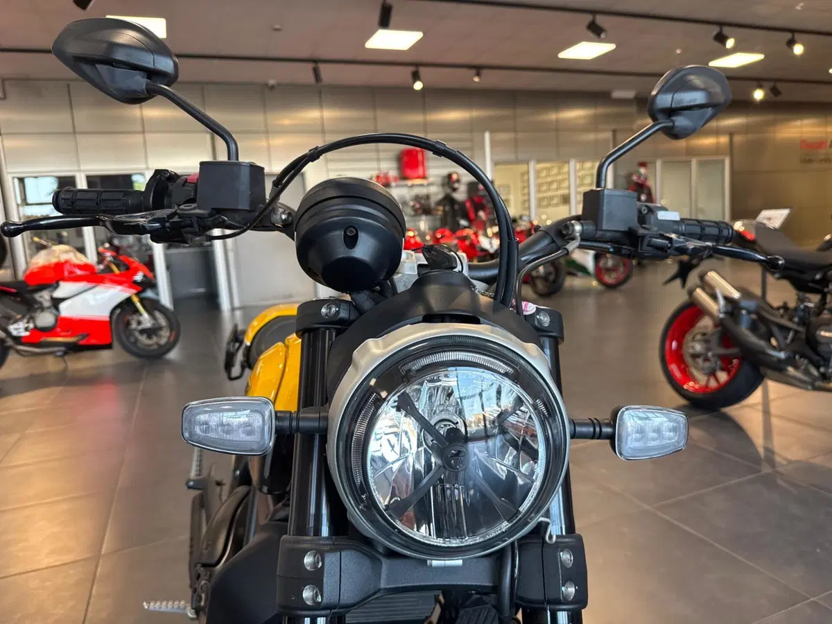 Ducati Scrambler 800 Full Throttle (2017 - 21) (15)