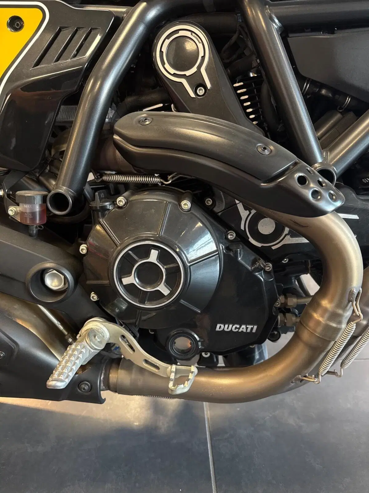 Ducati Scrambler 800 Full Throttle (2017 - 21) (17)