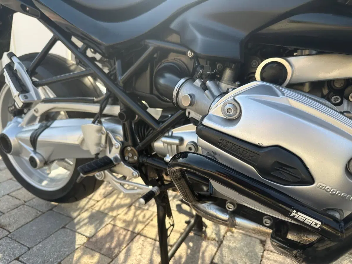 Bmw R 1200 R (2006 - 11) (4)