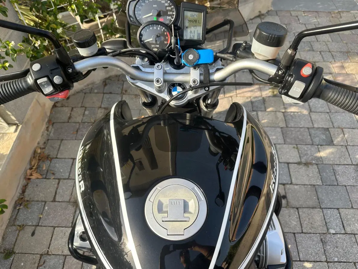 Bmw R 1200 R (2006 - 11) (6)