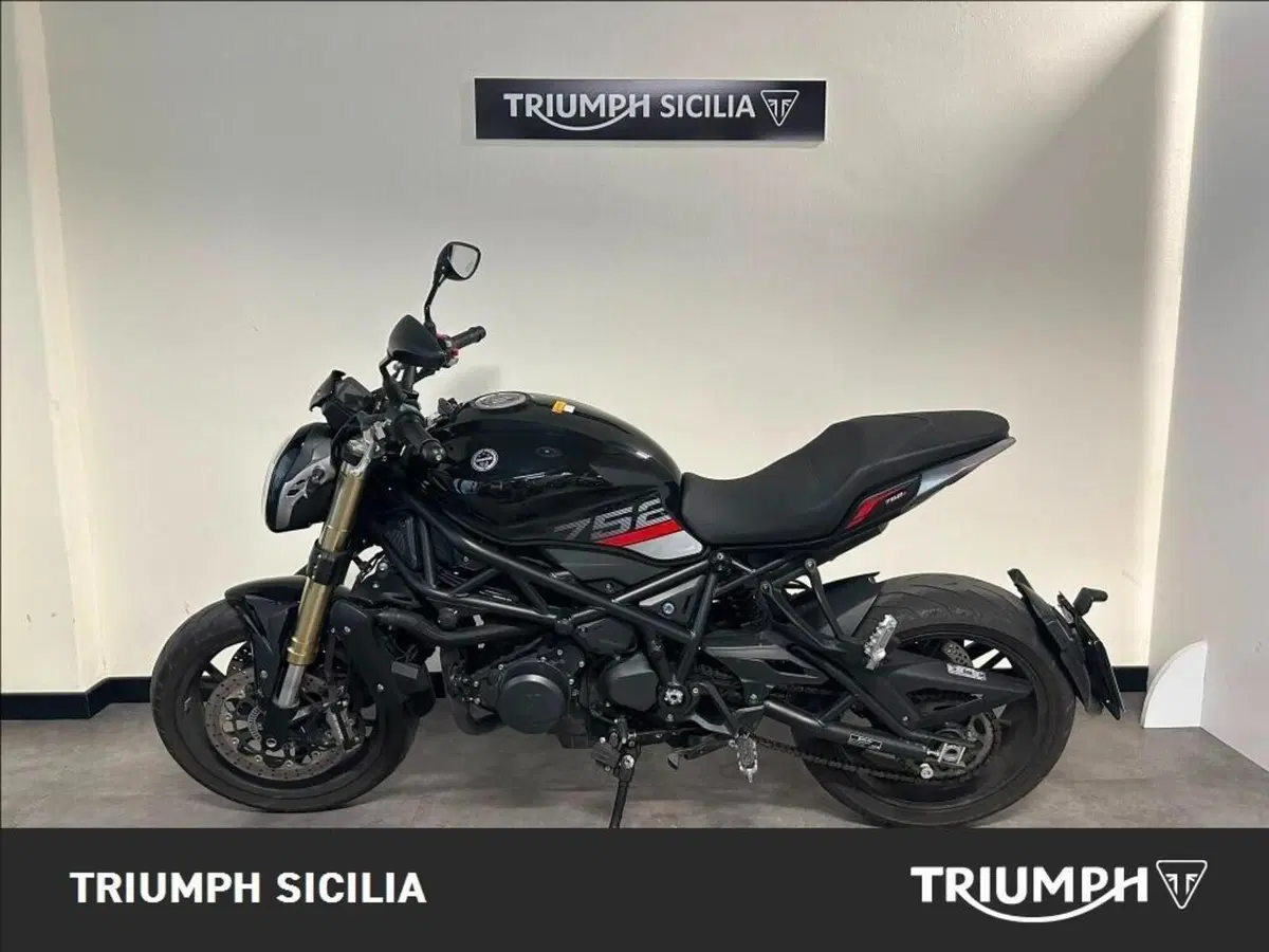 Benelli 752 S (2022 - 25) (4)
