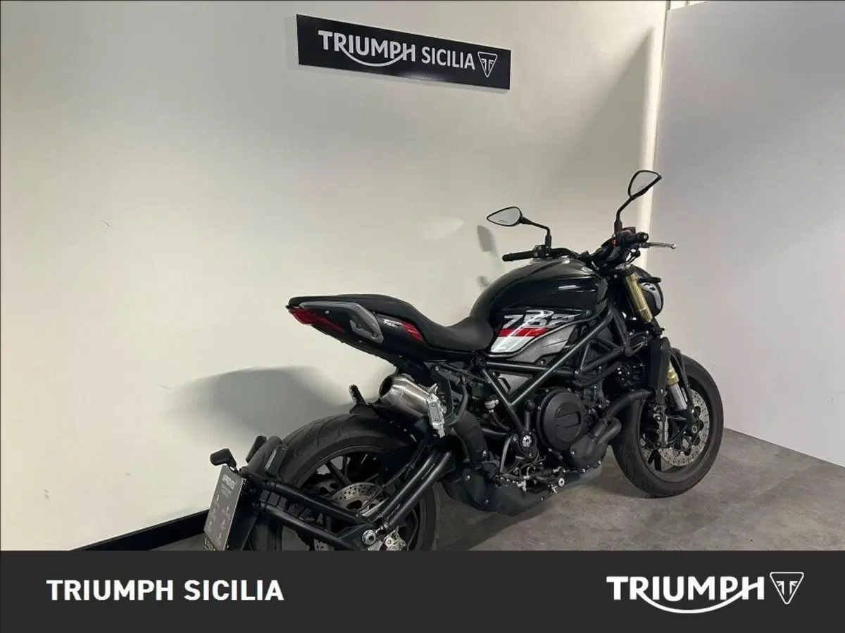 Benelli 752 S (2022 - 25) (3)