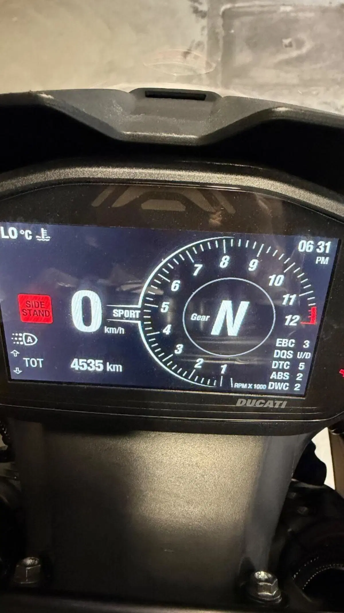Ducati Panigale V2 Bayliss 1st Championship 20th Anniversary (2021 - 24) (5)