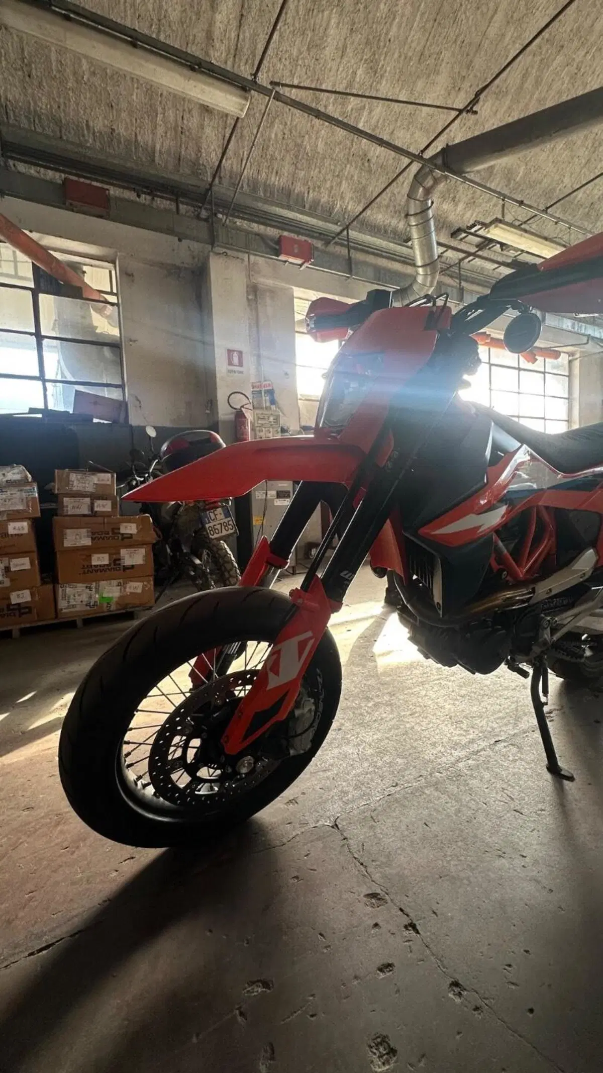 KTM 690 SMC R (2023 - 25) (5)