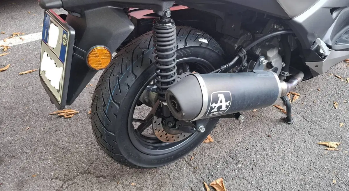 Yamaha X-Max 300 ABS (2017 - 20) (4)