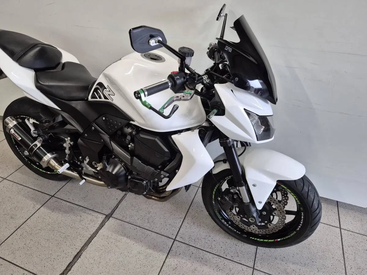 Kawasaki Z 750 (2007 - 14) (2)