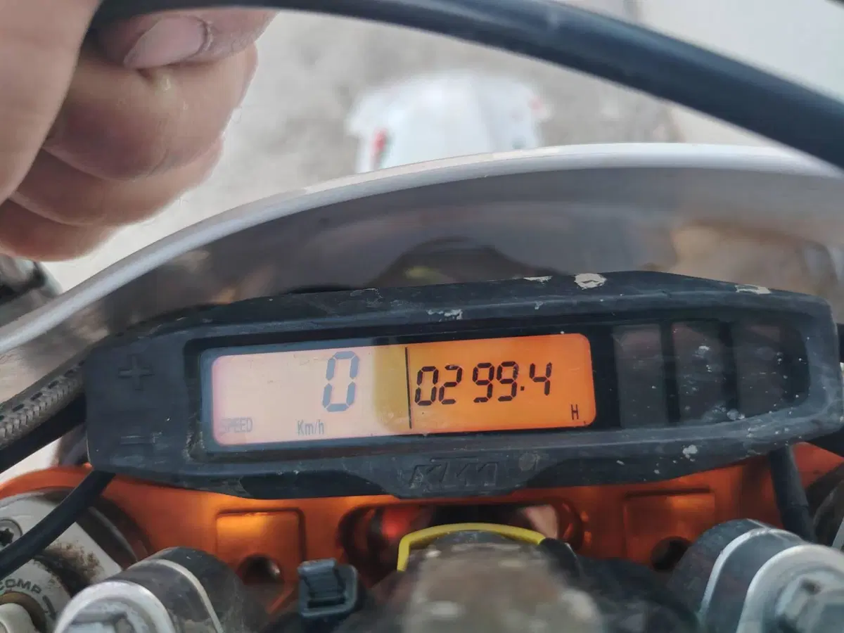 KTM 350 EXC-F Six Days (2020) (4)