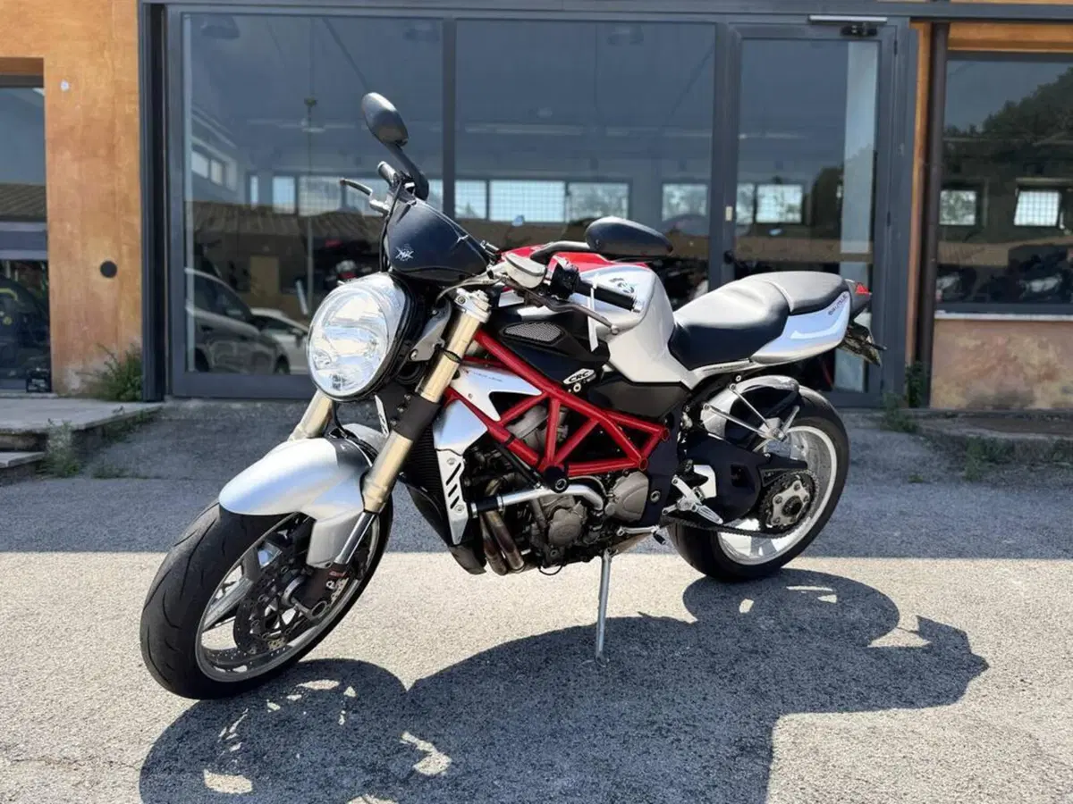 MV Agusta Brutale 910 S (2005 - 11) (5)
