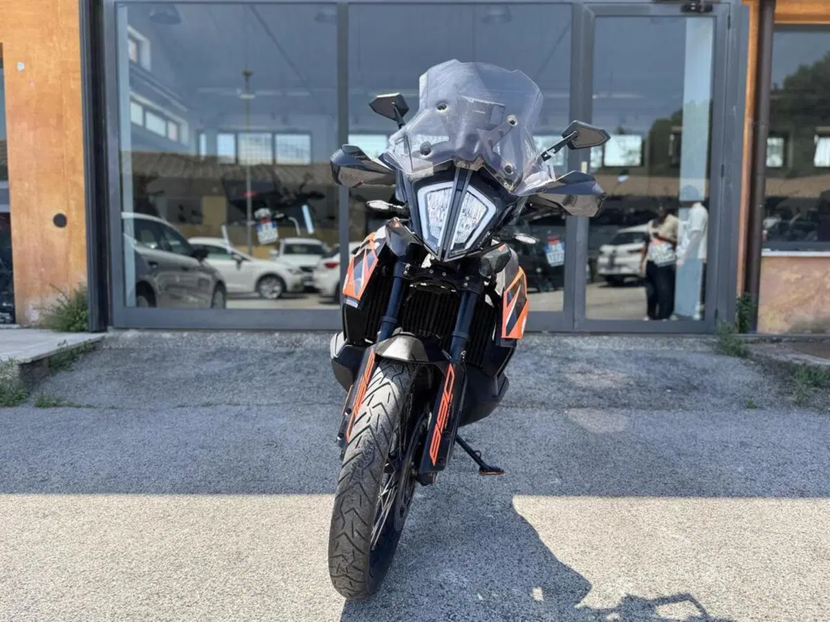 KTM 890 Adventure (2022) (3)
