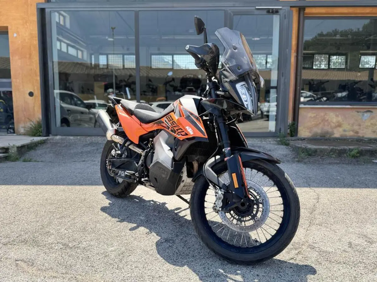 KTM 890 Adventure (2022) (2)
