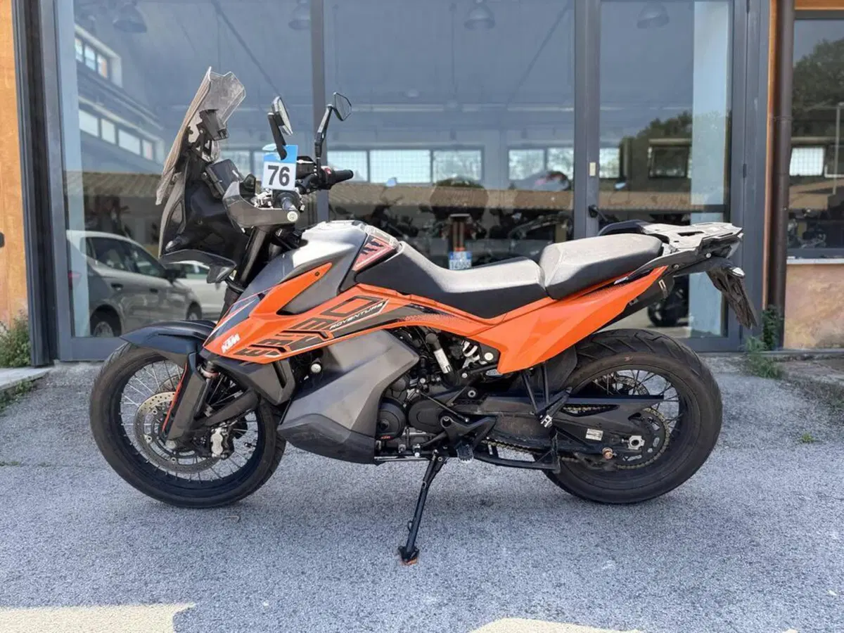 KTM 890 Adventure (2022) (4)