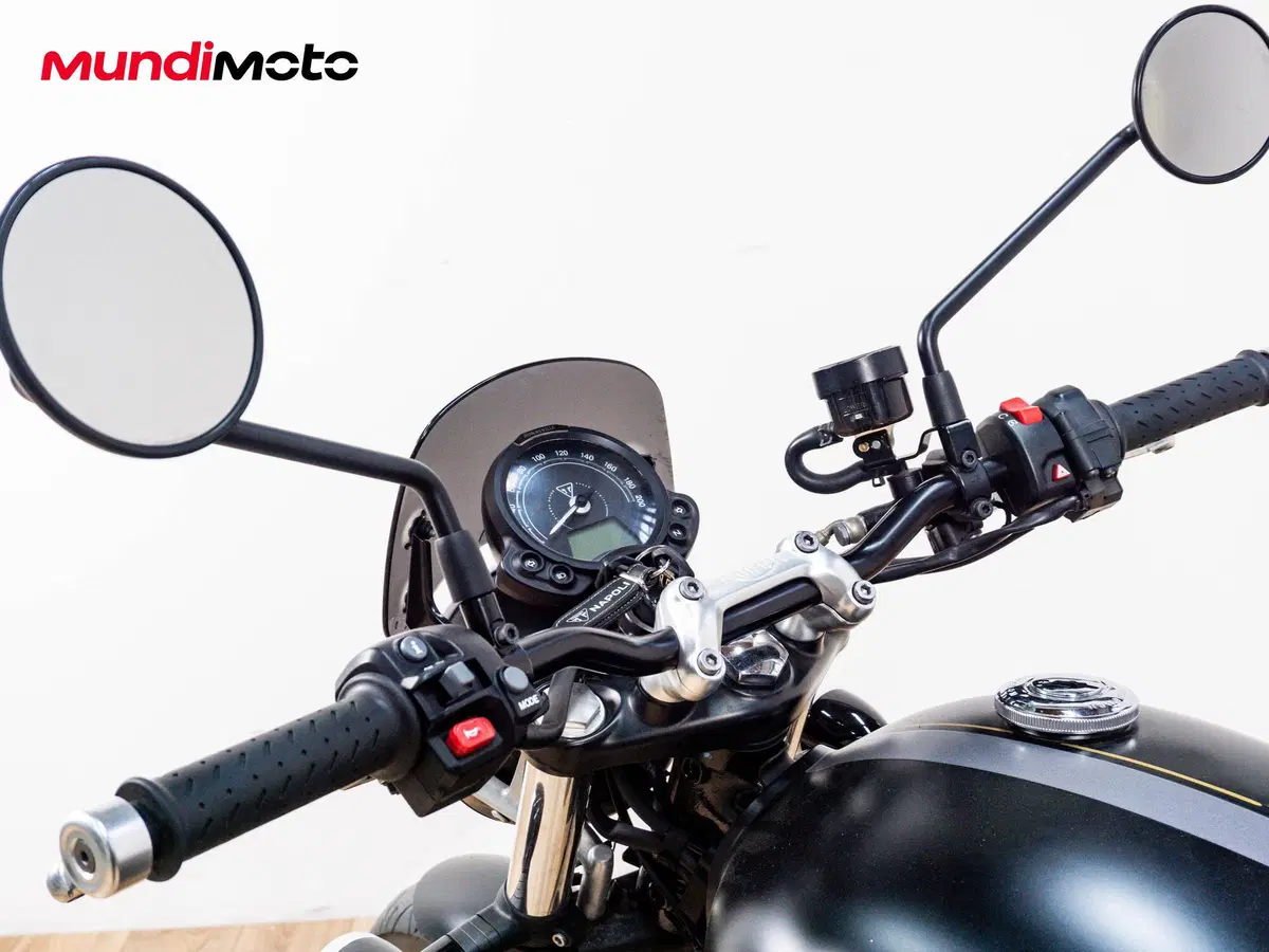 Triumph Street Scrambler 900 Gold Line Edition (2021 - 23) (11)
