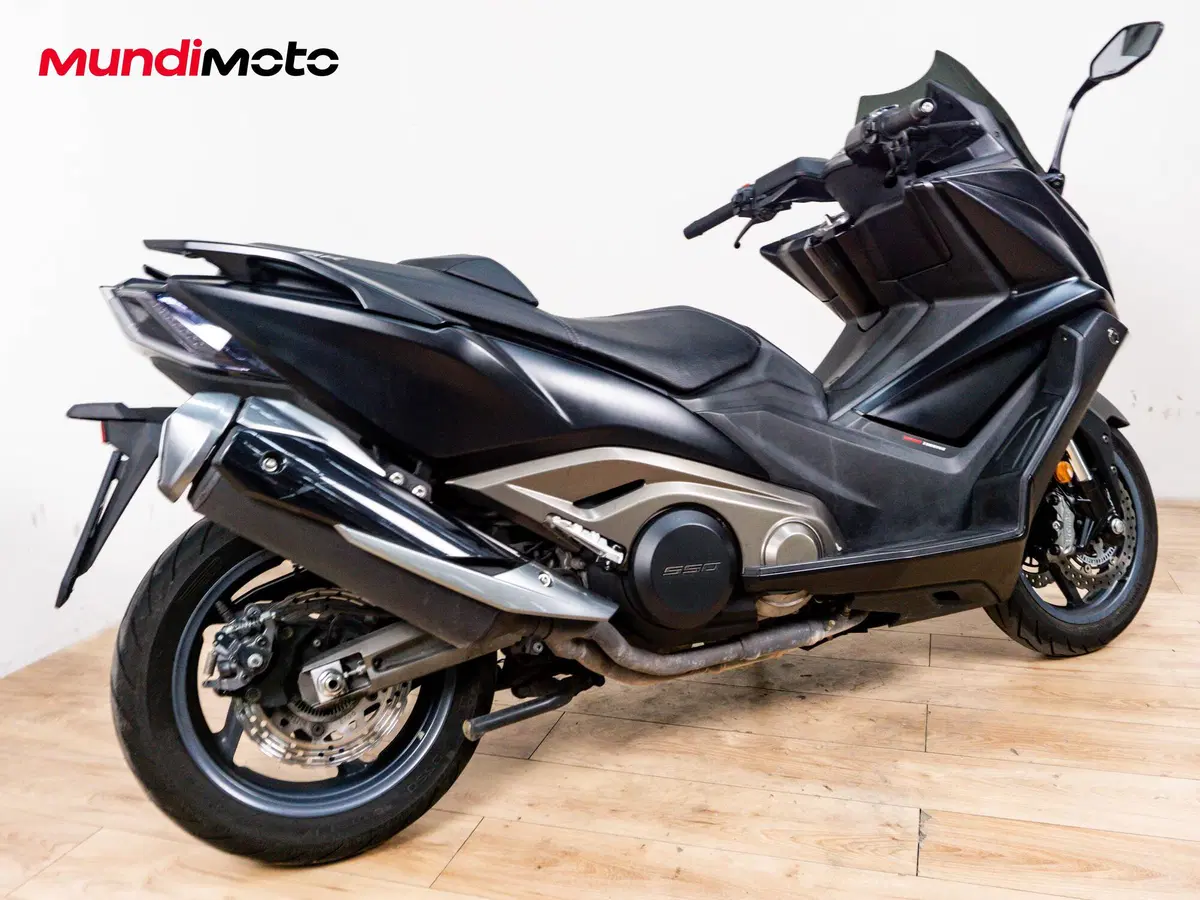 Kymco AK 550 ETS (2021 - 26) (3)