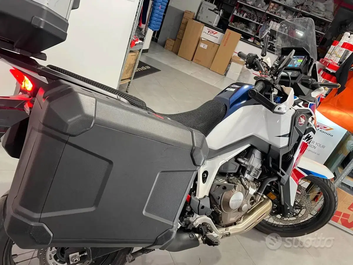 Honda Africa Twin CRF 1100L Urban (2022 - 23) (9)