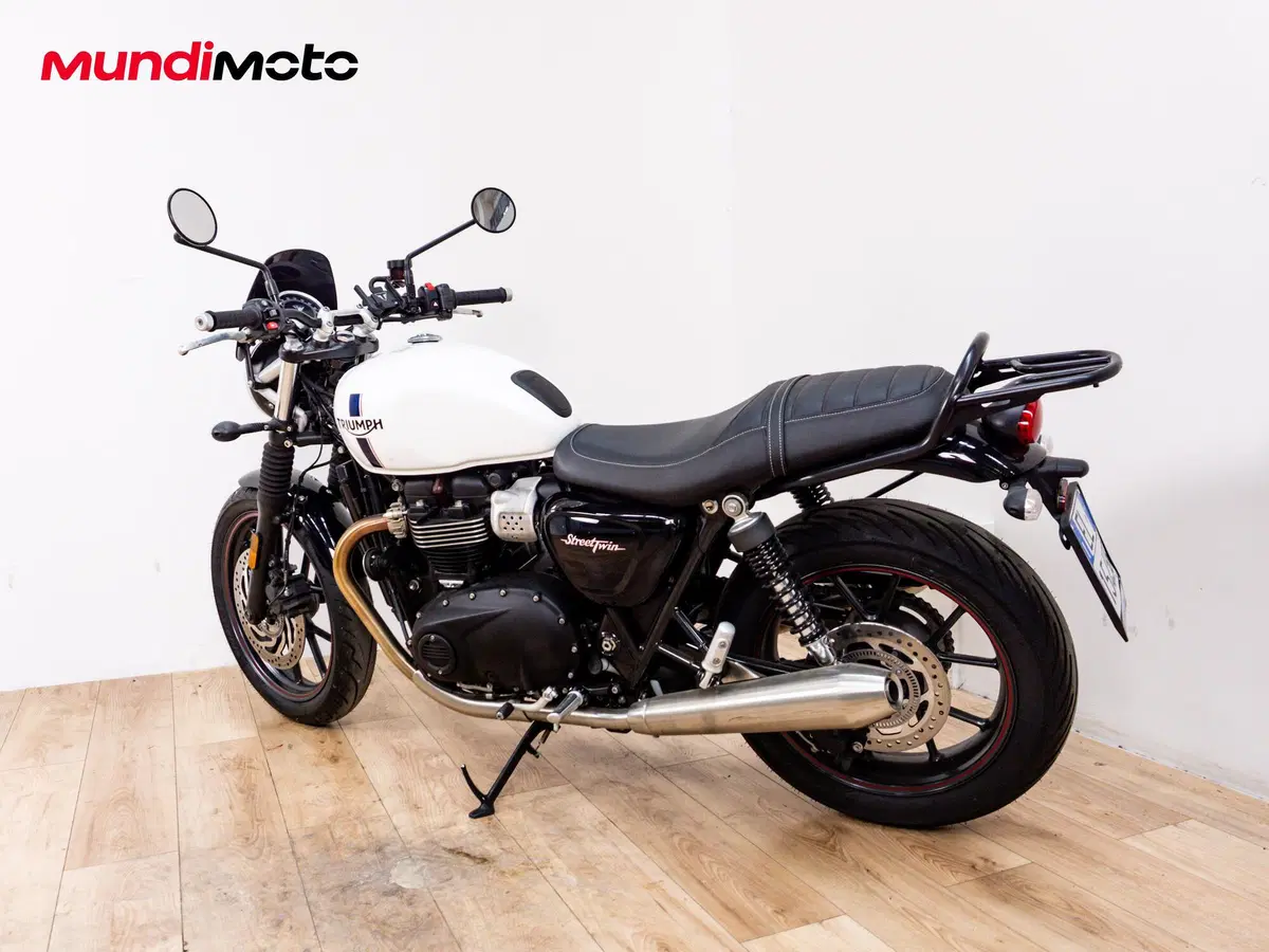 Triumph Street Twin 900 (2017 - 18) (7)
