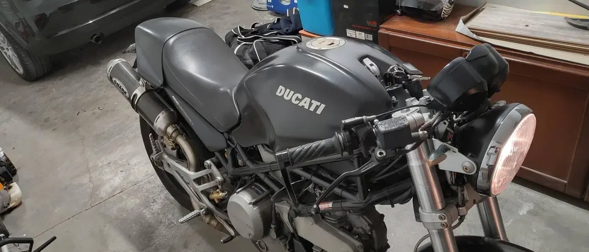 Ducati Monster 620 I.E. Dark (2002) (5)