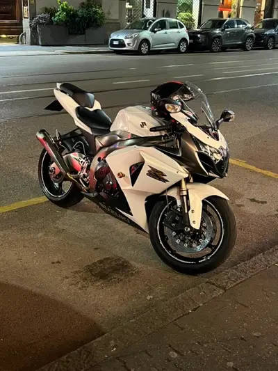 Suzuki GSX-R1000 (2009 - 11) usata
