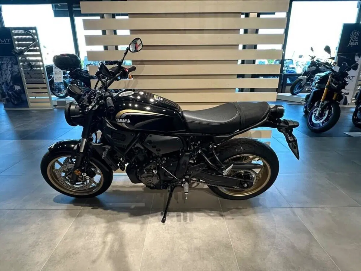 Yamaha XSR 700 (2022 - 26) (2)