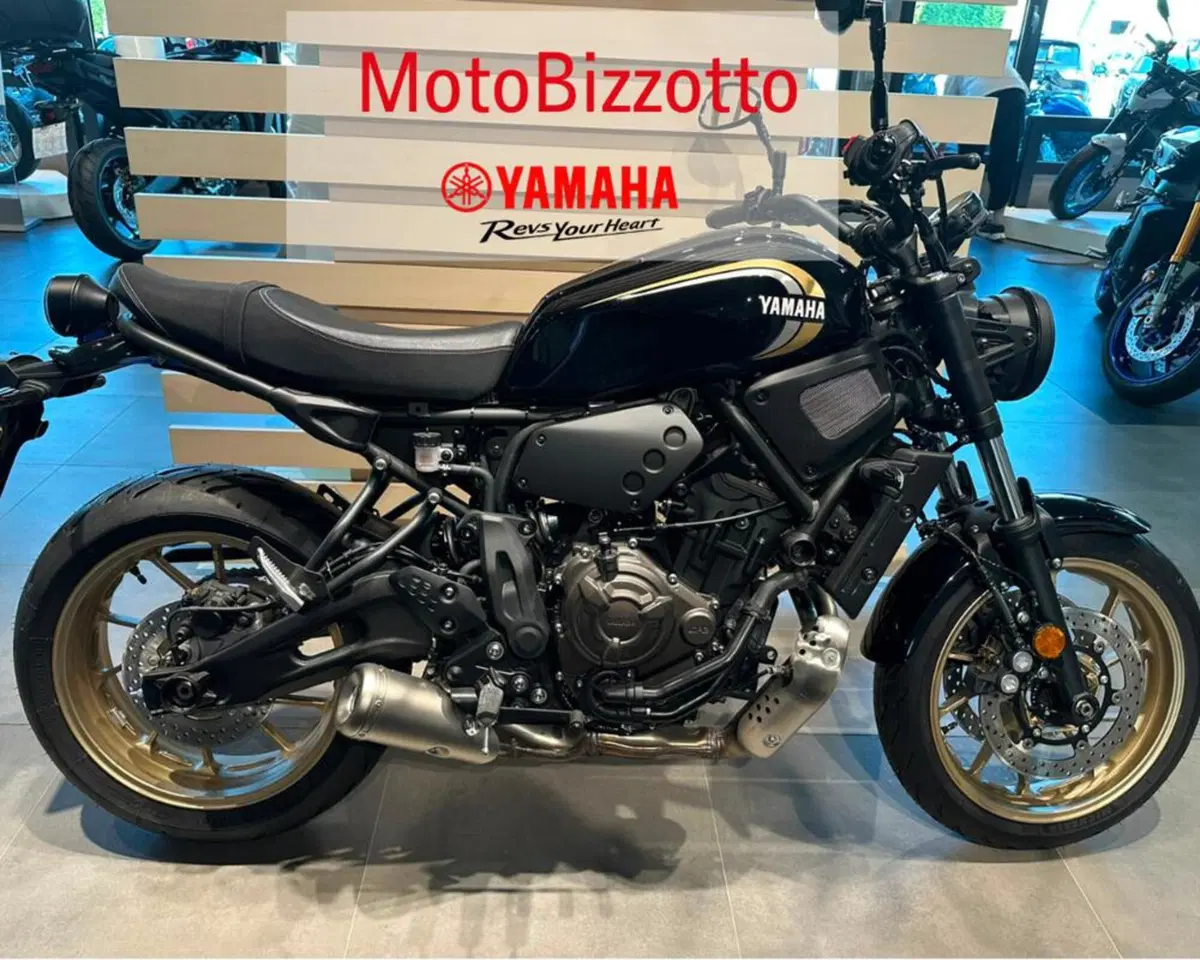 Yamaha XSR 700 (2022 - 26)