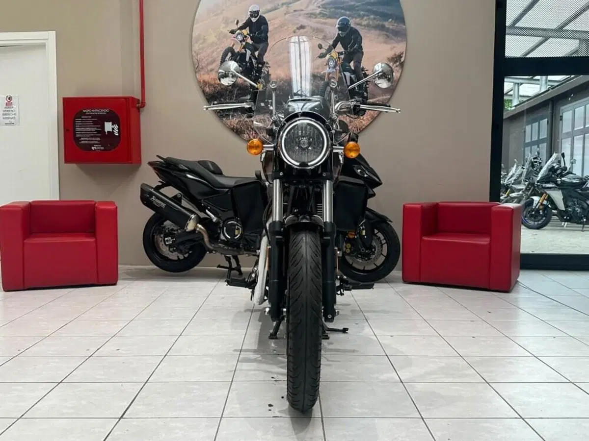 Royal Enfield Meteor 350 (2021 - 26) (2)